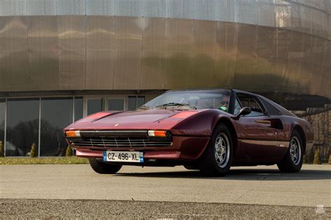 voiture avec hublot|Ferrari 308 GTS : En voiture avec Magnum et la Hublot Big Bang.